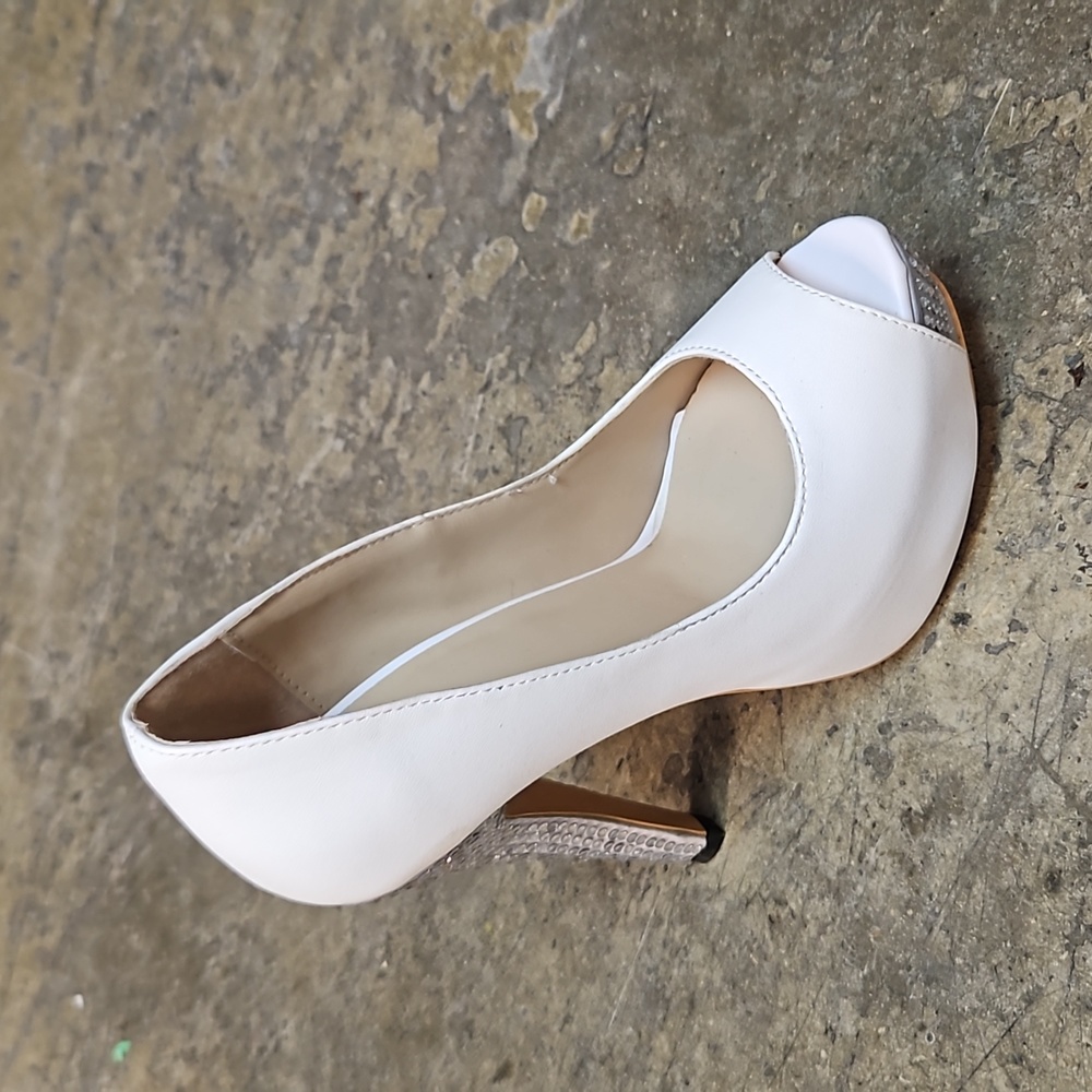 White Open-Toe High Heel Pumps with Crystal-Studded Heel - Picture 3 of 12